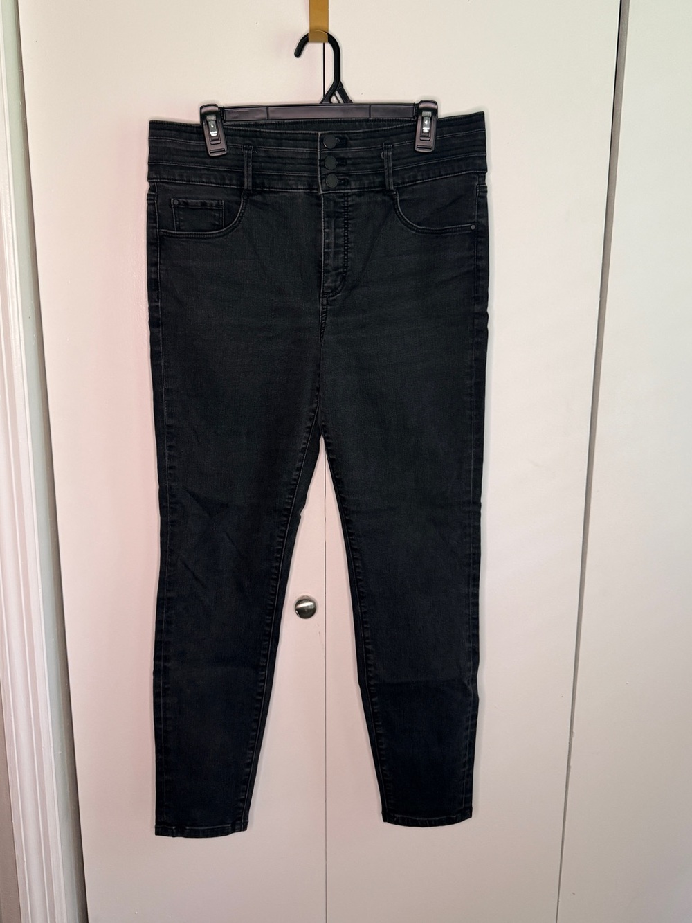 Ann Taylor High-Waist Black Stretch Jeans for Women
